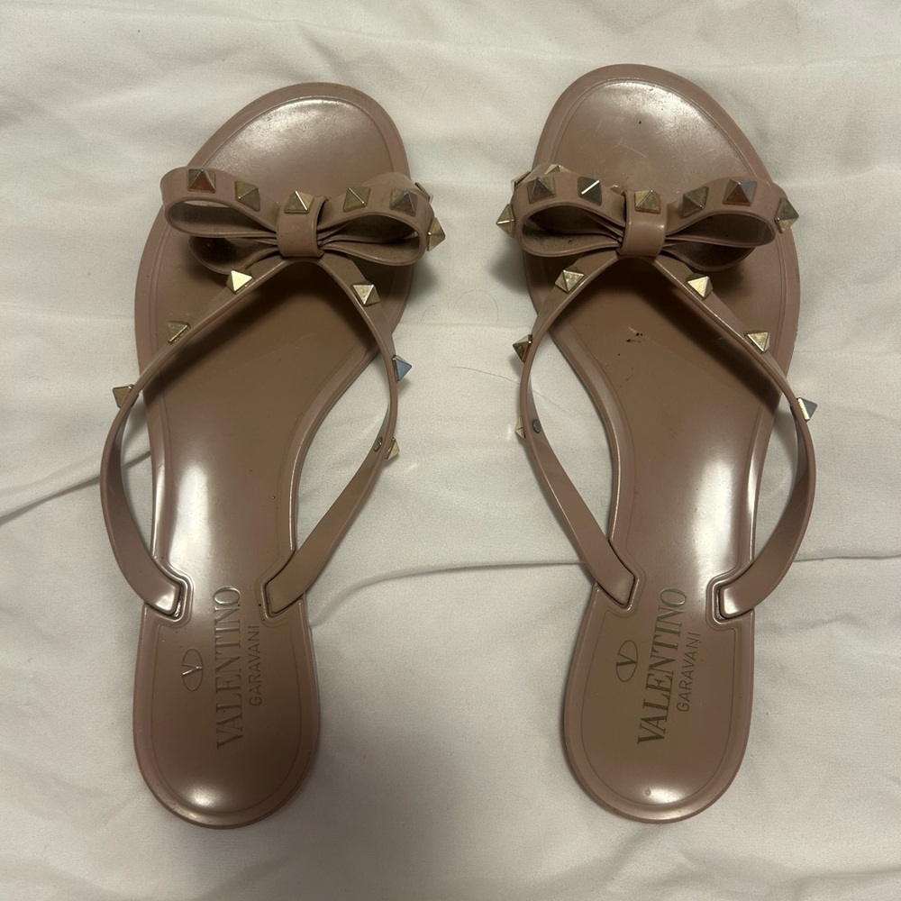 Valentino Garavani Pink Bow Stud Jelly Sandals
